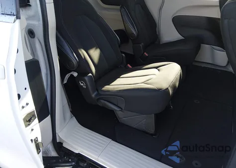 2022 Chrysler Voyager Lx из США, поврежденный, VIN 2C4RC1CG0NR203349